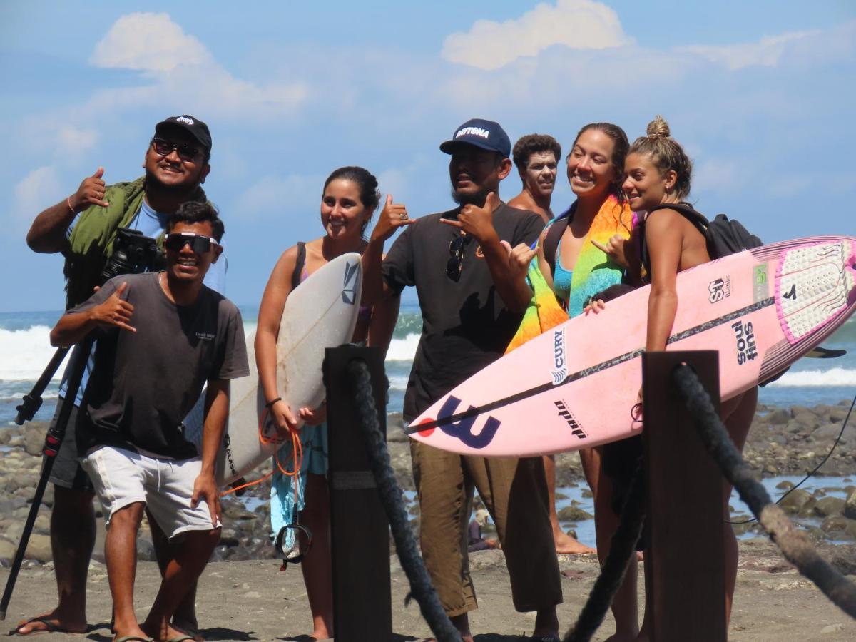 Surfers Villa Medewi Jembrana Eksteriør bilde
