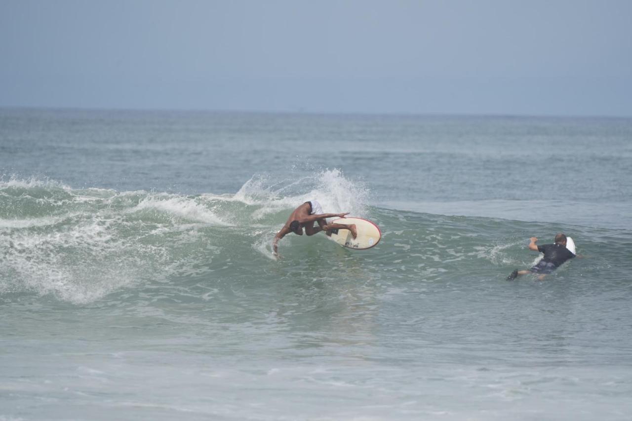 Surfers Villa Medewi Jembrana Eksteriør bilde