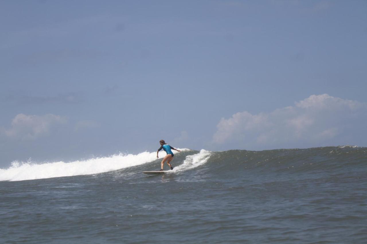 Surfers Villa Medewi Jembrana Eksteriør bilde